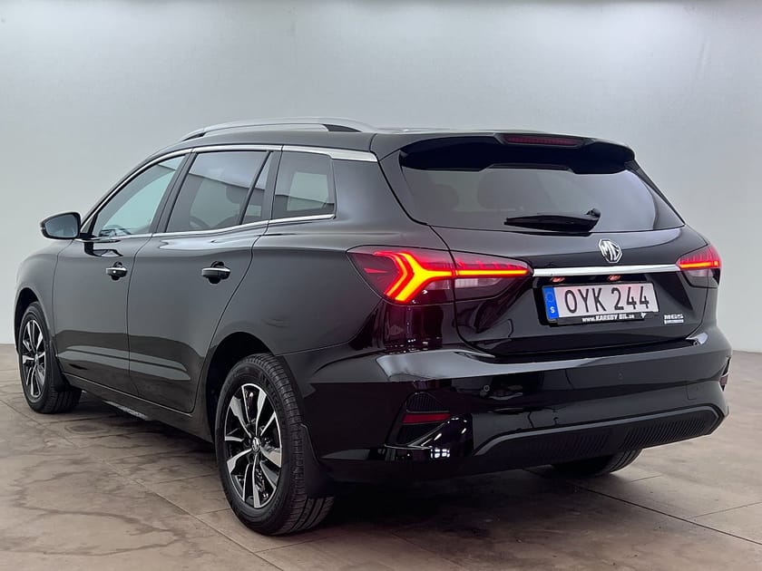 Bild 4 av MG 5 Standard Range Navigation Backkamera CarPlay Keyless