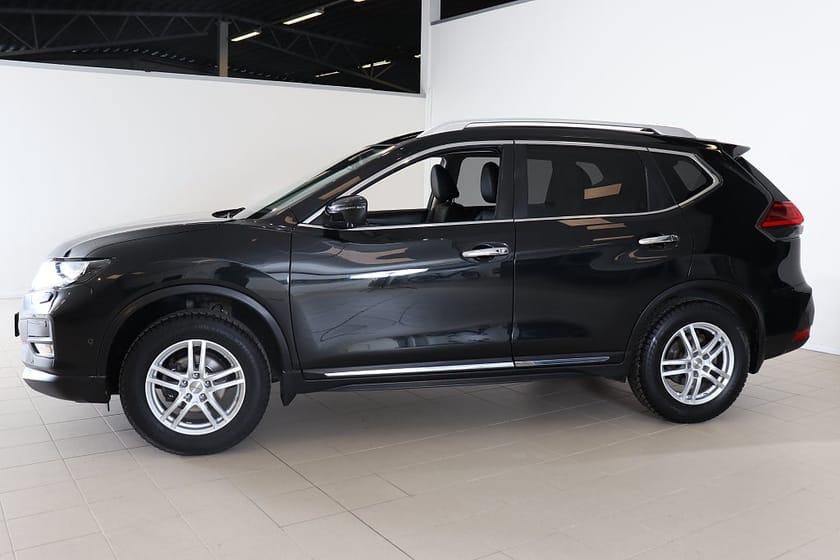 Bild 2 av Nissan X-Trail 1.3 160HK AUT Tekna Drag Skinn 360° BOSE Navi V-Hjul