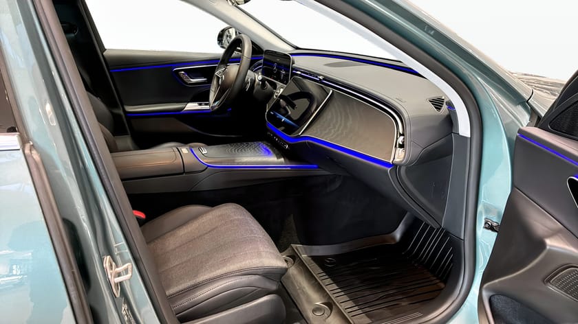Bild 3 av Mercedes-Benz E 220 d 4MATIC 4M | Sedan | Drag | Kamera | 197hk