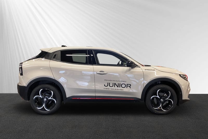 Alfa Romeo Junior Ibrida