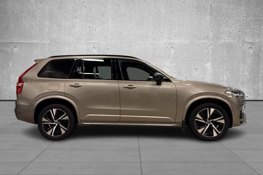 Bilde 4 av Volvo XC90 7 Seats T8 AWD R-Design, luft, Head-Up, hengerfeste, aktiv LED