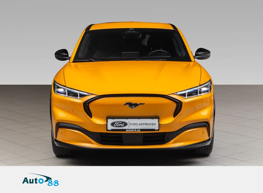 Bilde 4 av Ford Mustang Mach-E Standard Range AWD SR / FordPass / Skinn / Navi