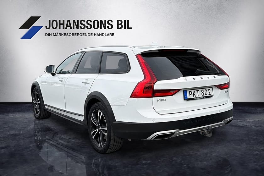 Bild 3 av Volvo V90 Cross Country D4 AWD 190hk Plus Kamera Navigator Värmare Drag