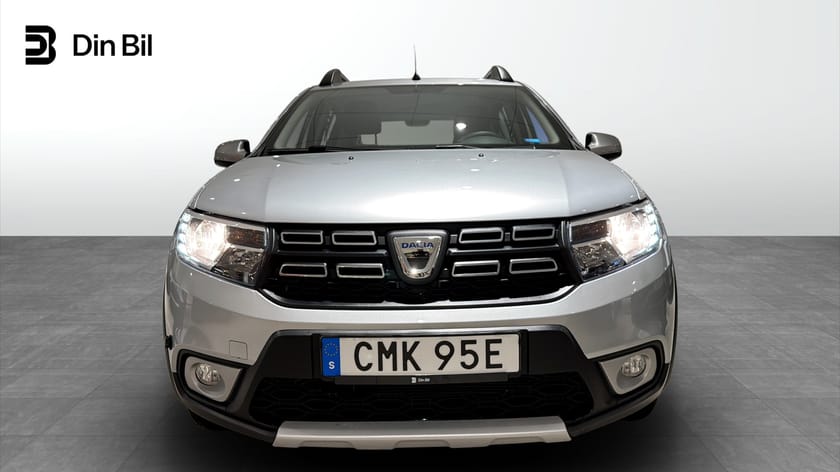 Bild 4 av Dacia Sandero Stepway TCE101 Drag/Backkamera