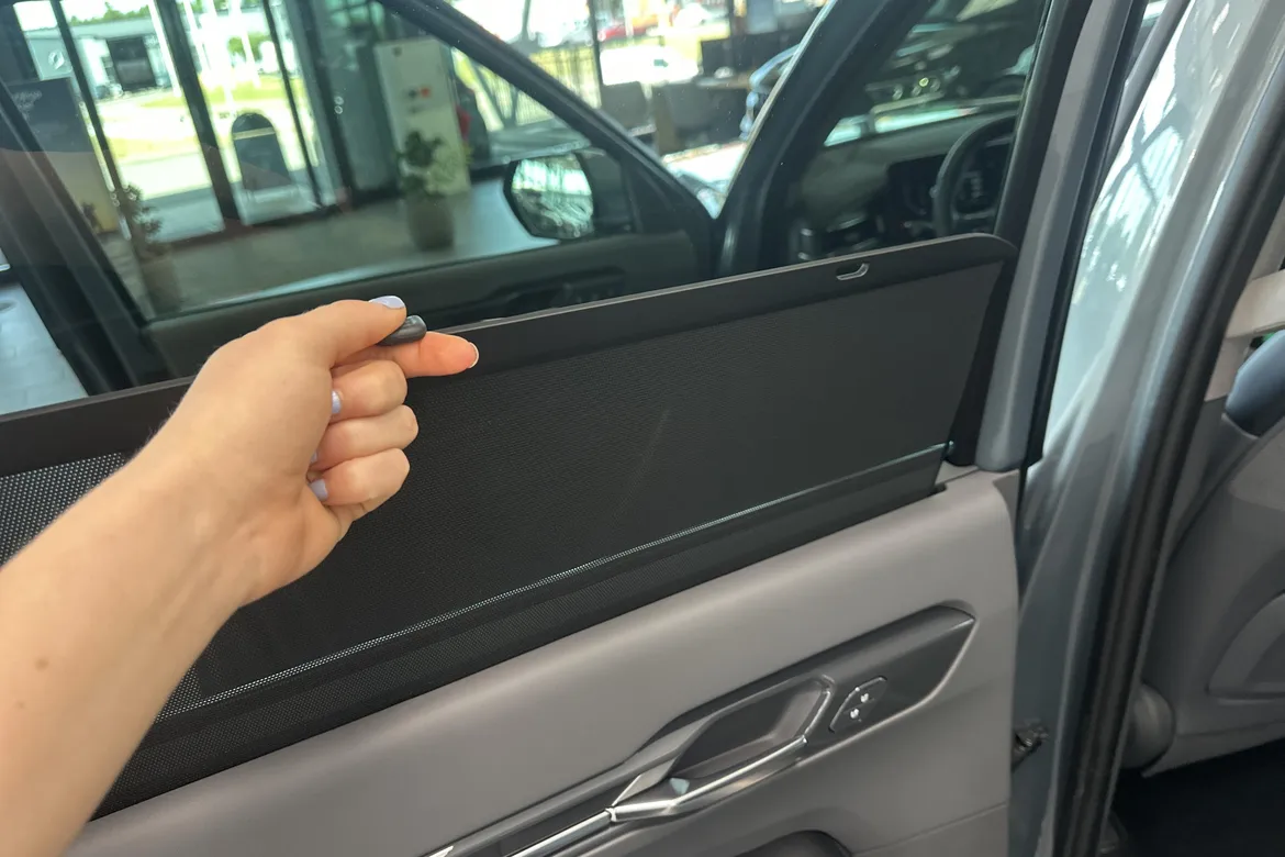 picture of a car