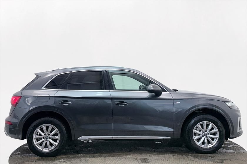 Bild 5 av Audi Q5 55 TFSI e quattro Q S Line Comfort Drag Delläder Navi 367hk