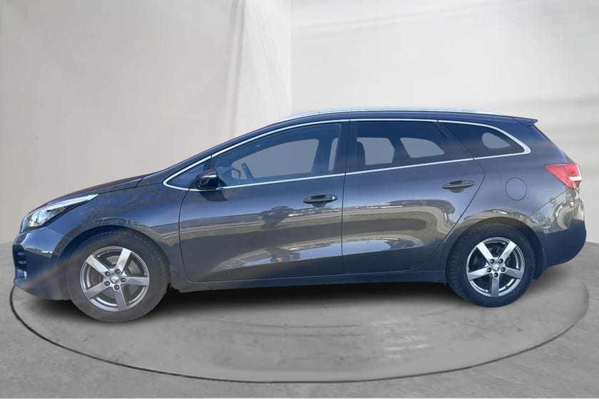 Bild 2 av Kia cee'd_sw Cee'd 1.6 CRDi SW (136hk) GT-Line GPS Backkamera
