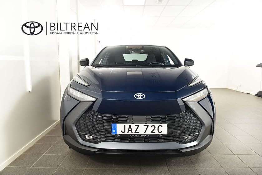 Bild 5 av Toyota C-HR PHEV Style Drag Backkamera Carplay Rattvärme Navi