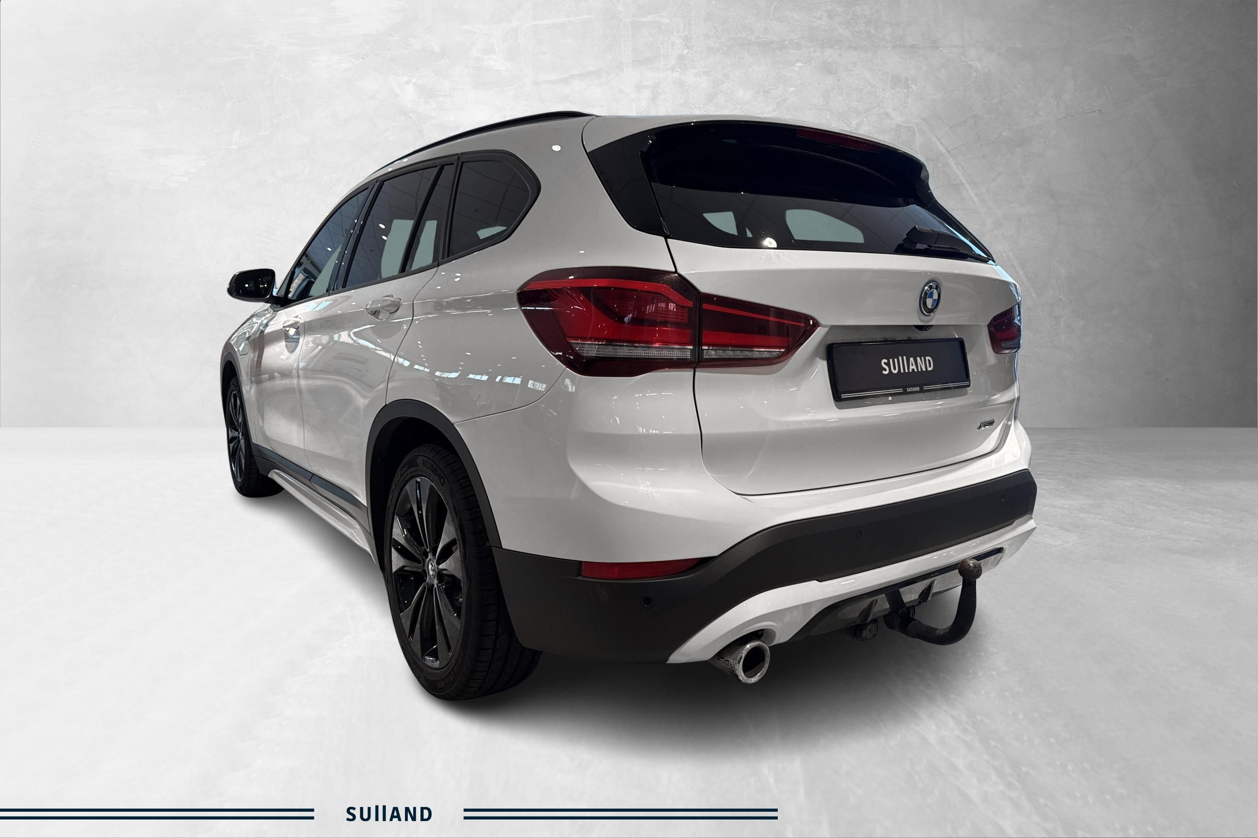 Thumnail bilde 2 av BMW X1 xDrive25e