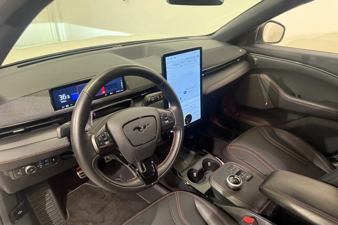 Ford Mustang Mach-E Standard Range AWD