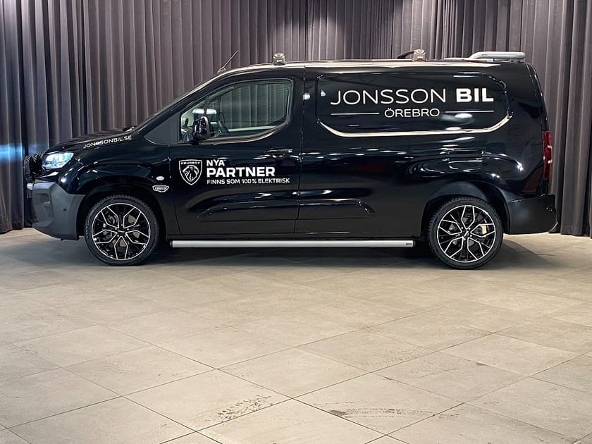 Bild 3 av Peugeot Partner Utökad Last L2 /Facelift  / PLUS / Le Mans Edition / DEMOBIL