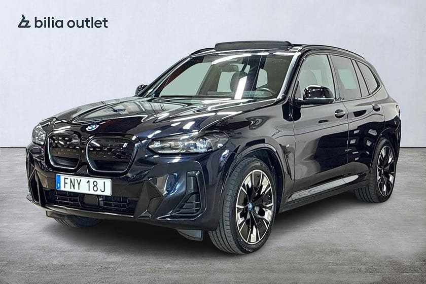 Bild 1 av BMW iX3 M Sport 286hk Cockpit Panorama Navi Drag HuD 360°