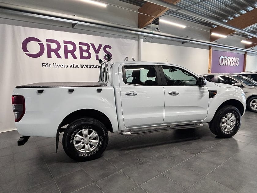 Bild 3 av Ford Ranger Dubbelhytt 2.2 TDCi 4x4 AUT Drag Värmare V-hjul Få mil