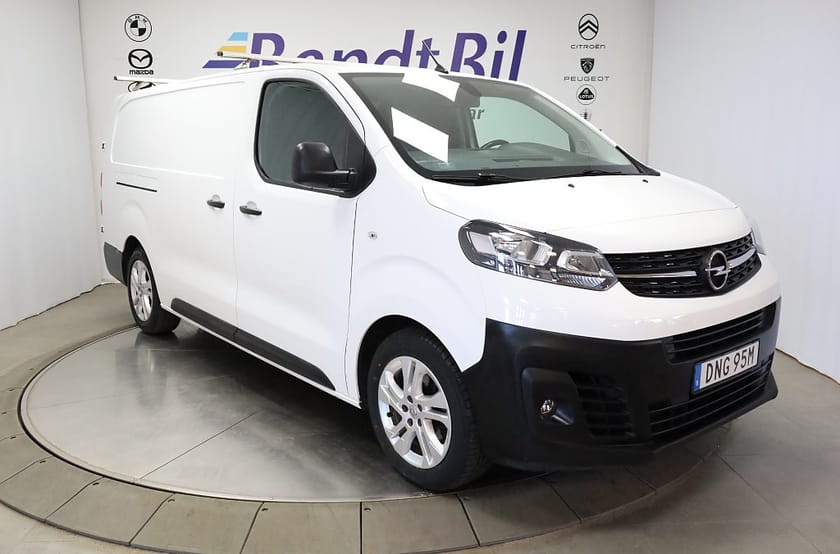 Bild 1 av Opel Vivaro-e Skåpbil L3 | Dragkrok | Moms | 1845:- ex.moms /mån |