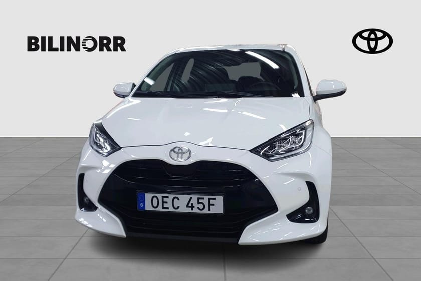 Bild 5 av Toyota Yaris Hybrid 115 Active Plus Säkerhetspaket | Vinterhjul | Motorvärmare |