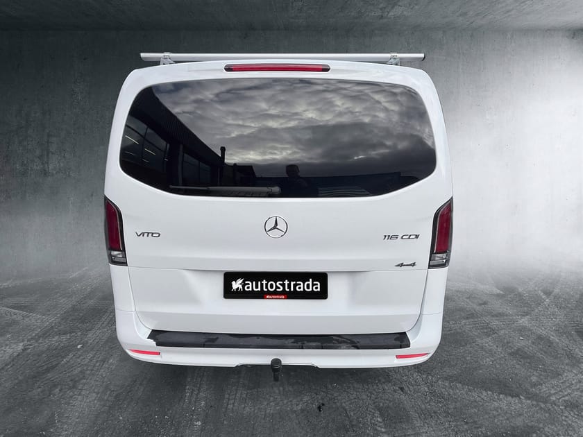 Bilde 4 av Mercedes-Benz Vito 116 CDI 4x4 3.0t Takstativ. Hengerfeste.Webasto  +++