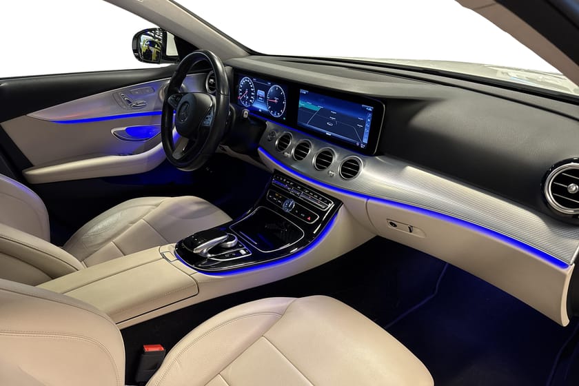 Bild 1 av Mercedes-Benz E 220 d 4MATIC All-Terrain 4M | Avantgarde | Burmester | 360 | Drag | Pano | Minnespaket