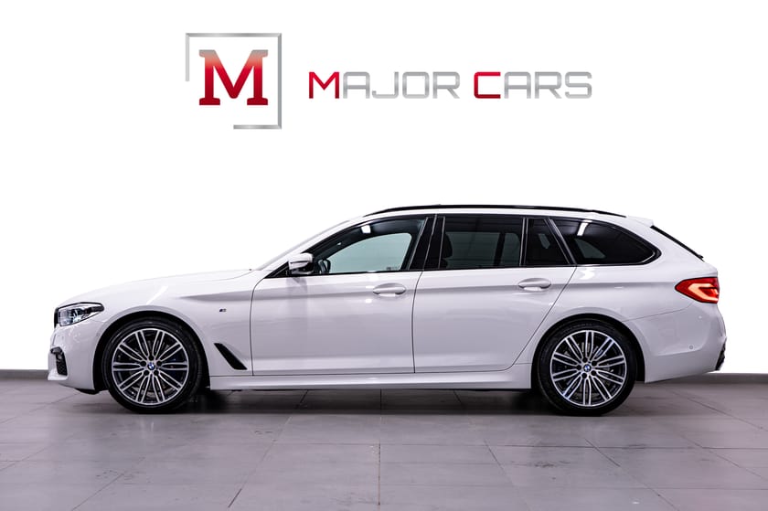 Bild 3 av BMW 530i xDrive Touring M Sport Innovation Pano H/K 360° HuD Drag 252hk