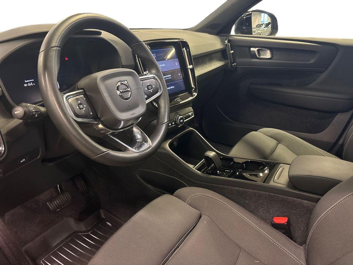 Volvo XC40 2023 - miniatyr 5