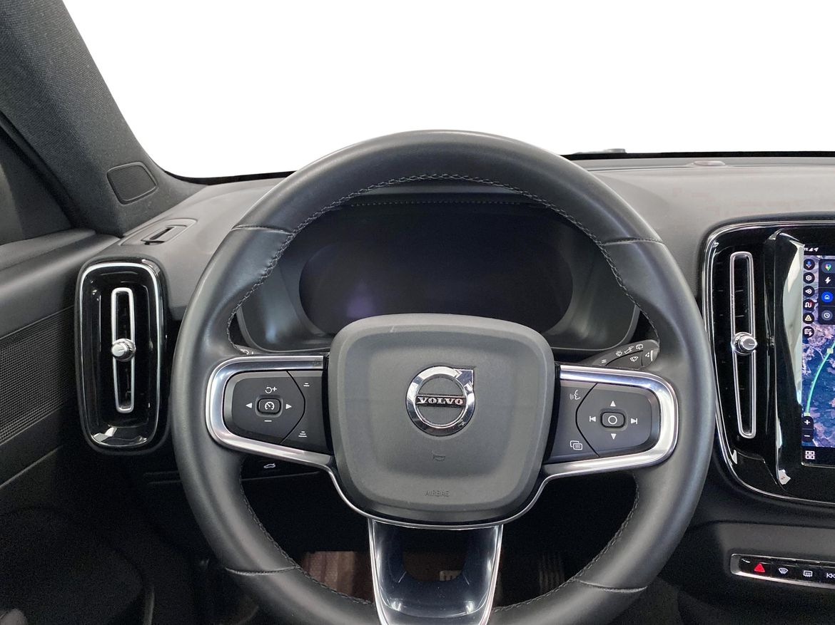 Volvo XC40 2023 - miniatyr 8