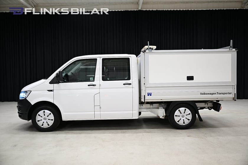 Bild 2 av Volkswagen Transporter Chassi Dubbelhytt 4Motion 150HK Dubbelhytt|Kåpa|Inredd|LED|Sortimo|SeUtr!