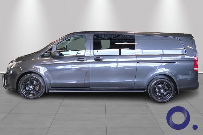 Bilde 2 av Mercedes-Benz Vito 119 CDI 4x4 3.2t A3| Adaptiv Cruise, Hengerfeste ++