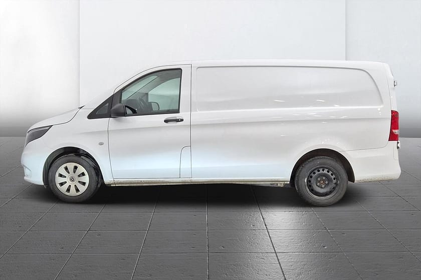 Bild 5 av Mercedes-Benz Vito 110 CDI 2.8t Drag Kamera Farth MOMS