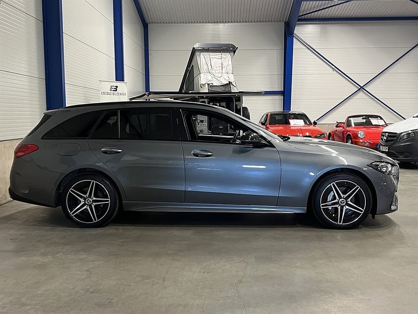 Bild 4 av Mercedes-Benz C 300 T e 313 HK / AMG Line / Panorama / Burmester / HUD /