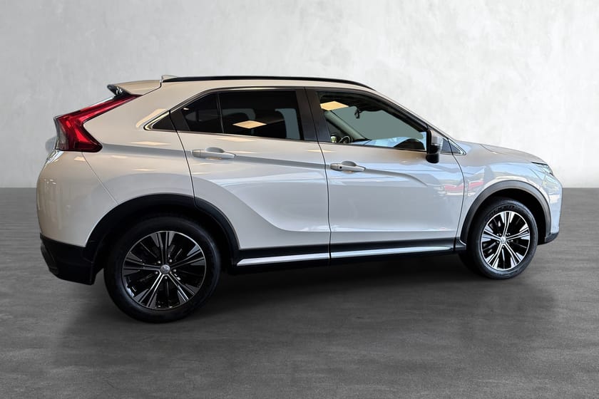 Bilde 3 av Mitsubishi Eclipse Cross 4WD 1,5-163 Instyle+ Aut/Skinn/Soltak ++