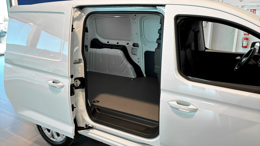 Bild 5 av Ford Grand Transit Connect Limited Skåp L2  150Hk Aut Plug-in / Snabb leverans