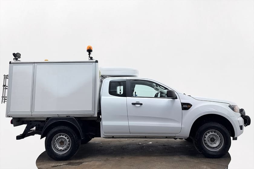 Bild 5 av Ford Ranger SuperCab 4x4 Drag Värmare Inredd Fhållare Kamkedja 160hk