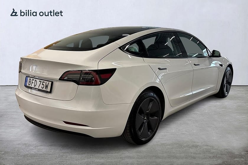 Bild 4 av Tesla Model 3 Standard Range Autopilot Skinn 360°kam Panoglas