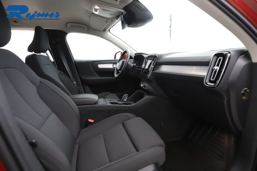 Bild 5 av Volvo XC40 T2 FWD Momentum Advanced
