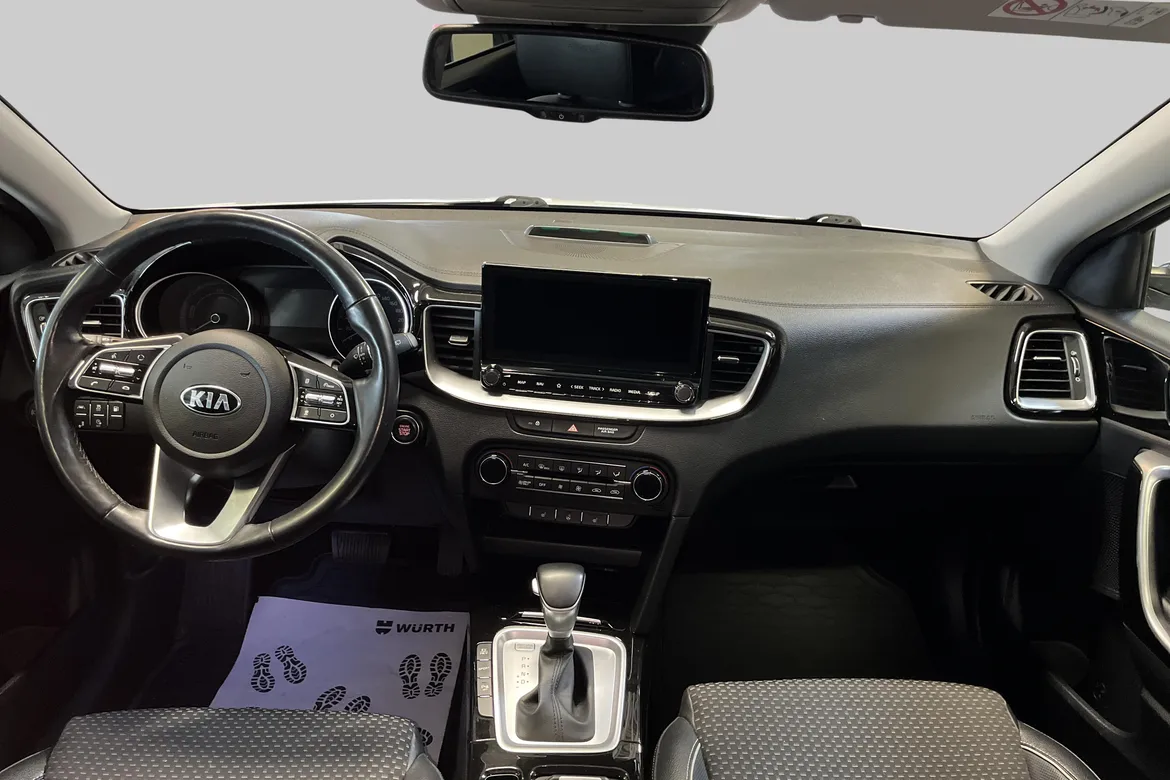 picture of a car