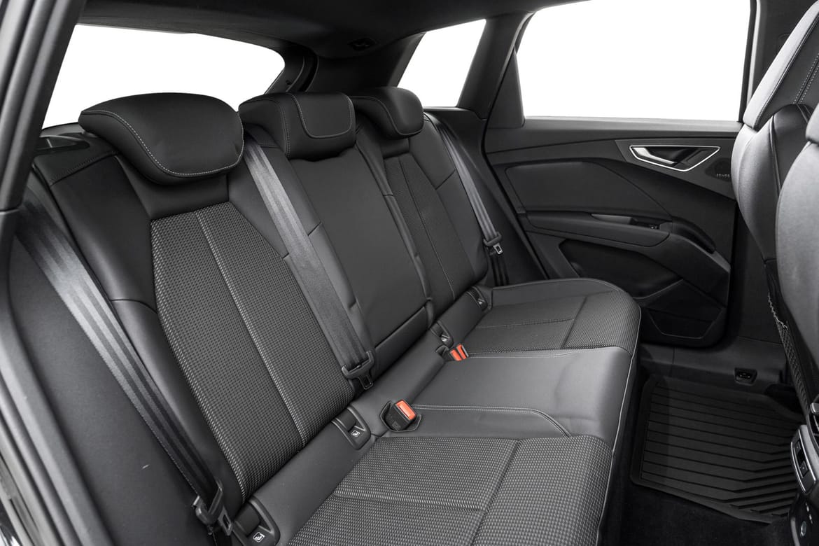 Audi Q4 45 e-tron quattro, 286hk, 2024