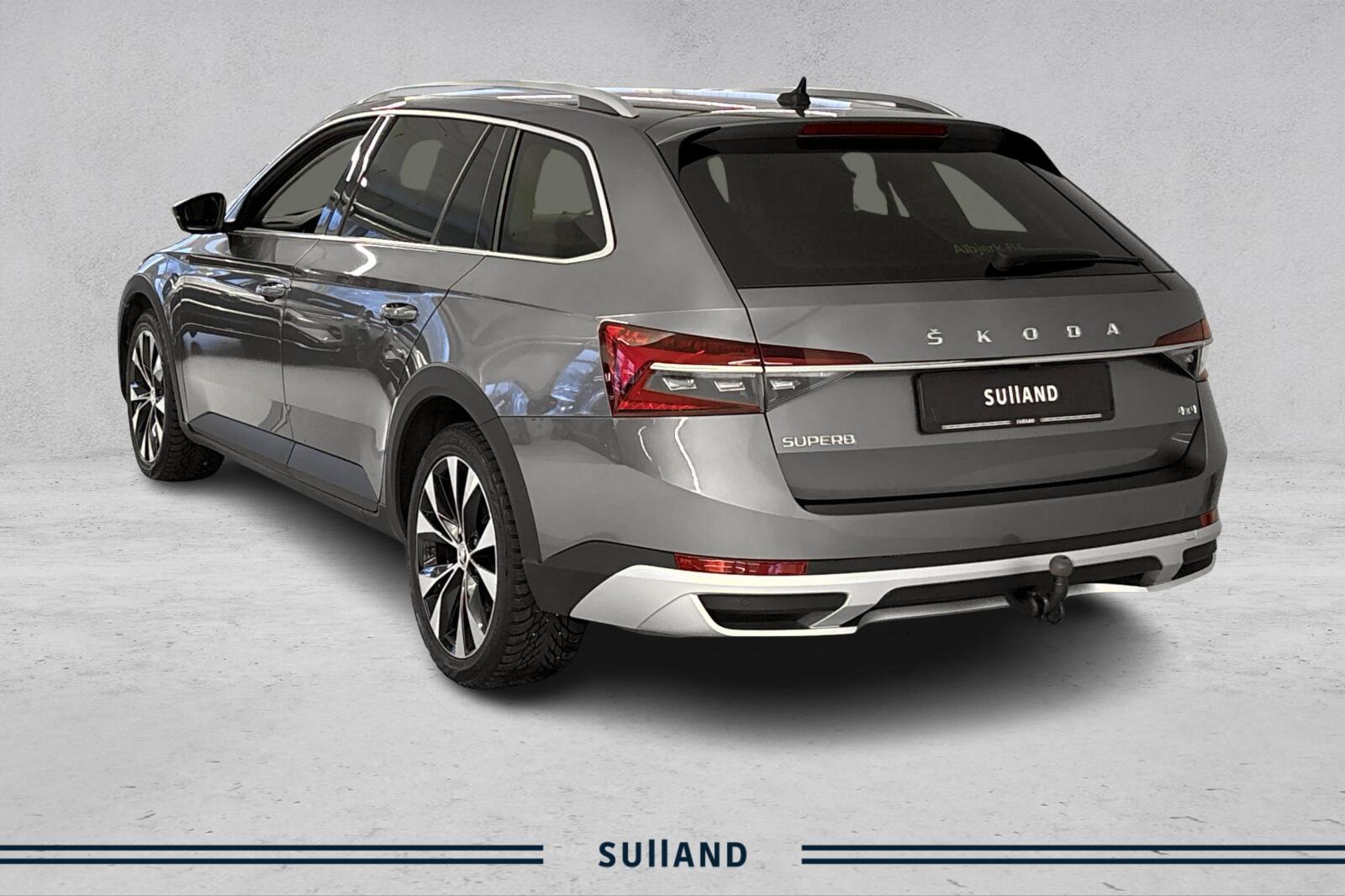 Thumnail bilde 2 av Škoda Superb Scout