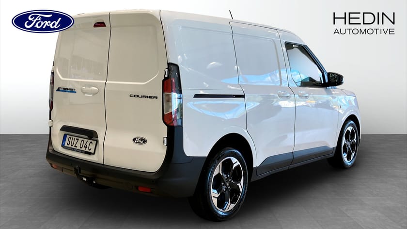 Bild 2 av Ford E-Transit Courier Limited Skåp 136hk Demo *15000kr laddkort*