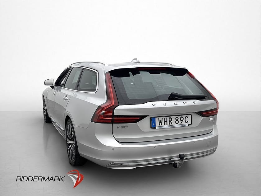 Bild 4 av Volvo V90 Recharge T6 AWD Advanced Skinn Drag Navi CarPlay
