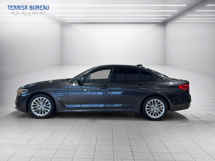Bilde 4 av BMW 530e xDrive iPerformance Sedan | M SPORT | KROK | HUD | PANORAMA