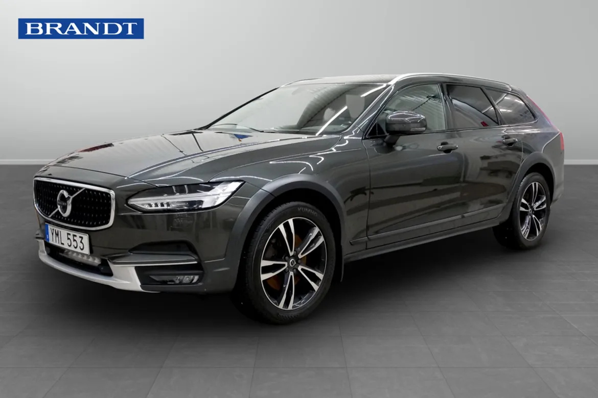 Volvo V90 Cross Country