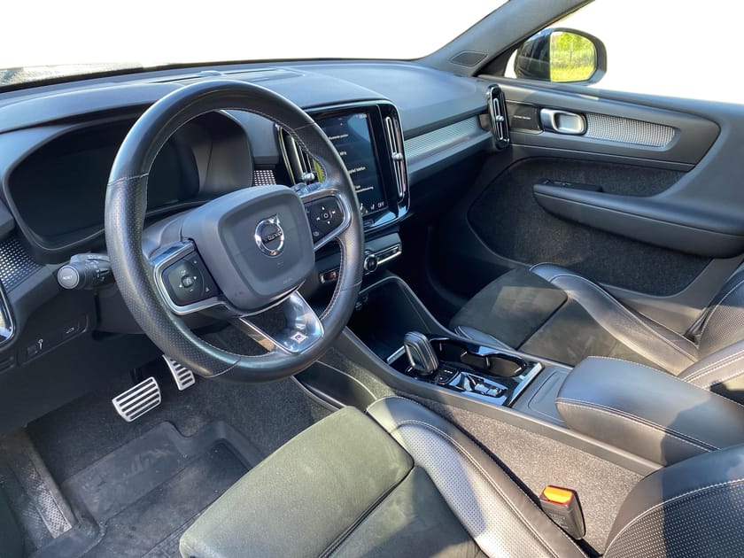 Bild 2 av Volvo XC40 D3 AWD R-Design