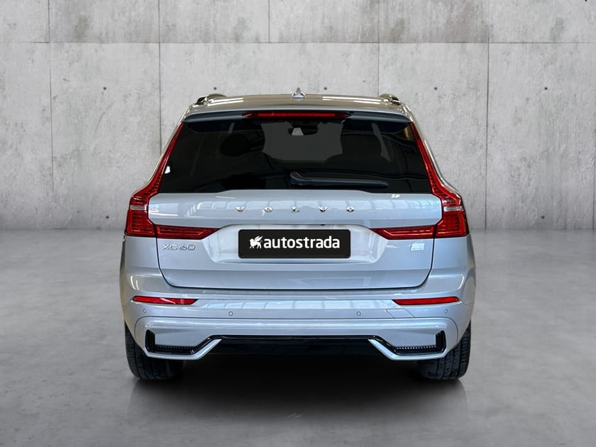 Bilde 4 av Volvo XC60 T6 350 Hk, Ultimate, Navi, Kamera, H.Feste, M.ruter,