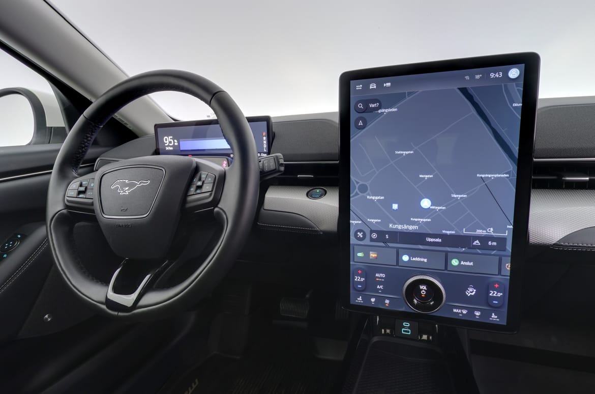 Ford Mustang Mach-E 2022 - miniatyr 8