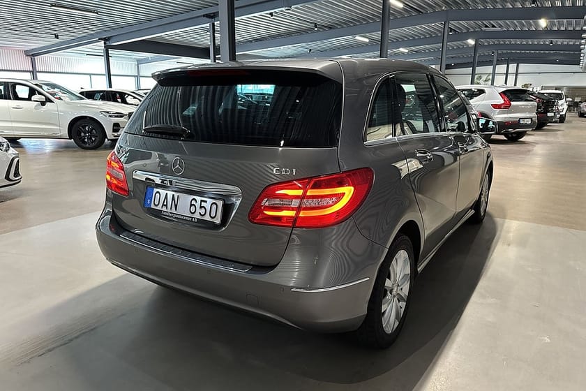 Bild 4 av Mercedes-Benz B 200 CDI 136hk 7G-DCT Navi
