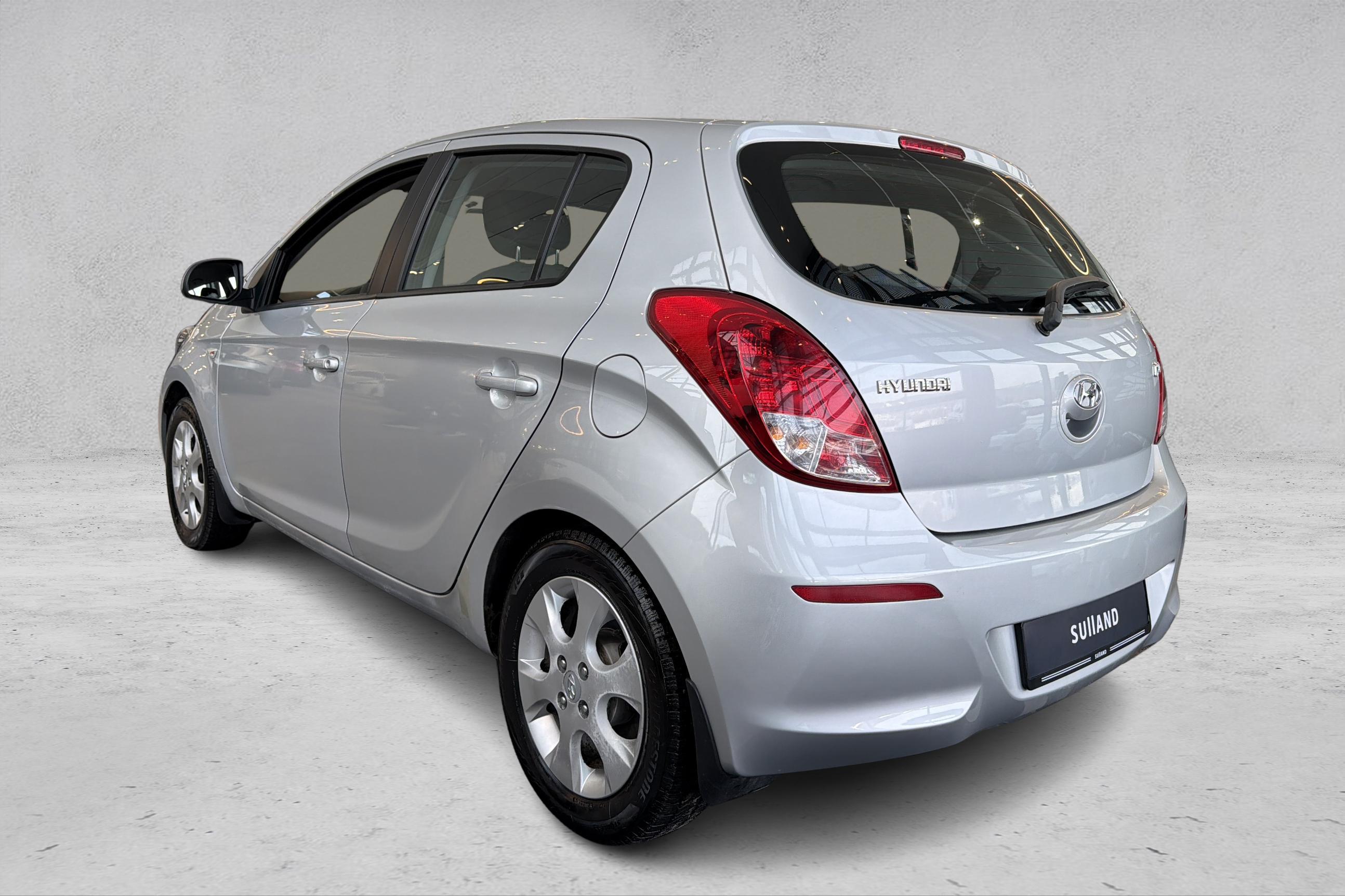 Thumnail bilde 2 av Hyundai i20 5-dørs