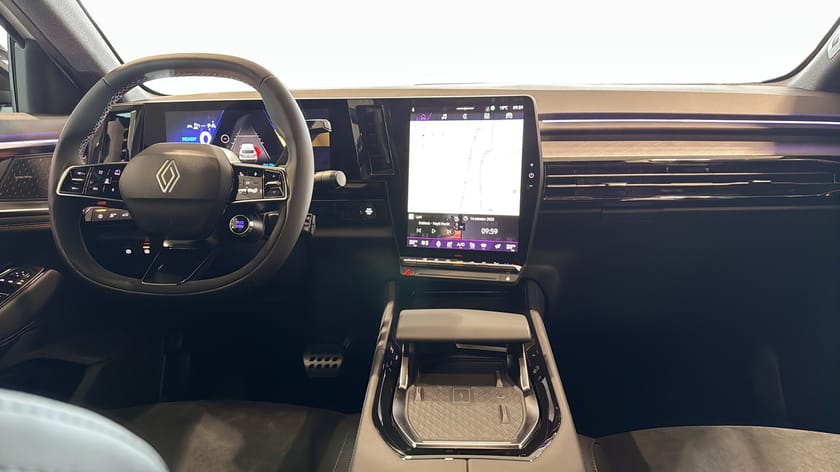Bild 4 av Renault Rafale E-Tech 4x4 ESPRIT ALPINE EDITION 300 PHEV *DEMOBIL*