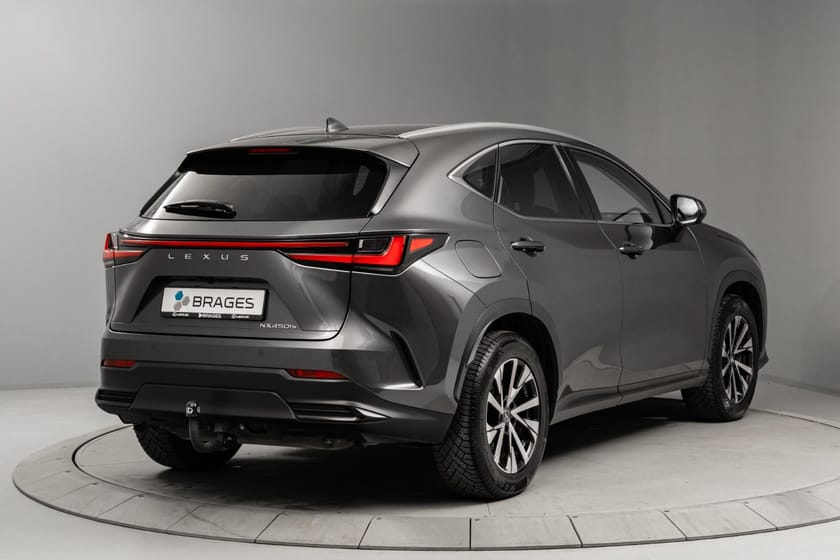 Bilde 4 av Lexus NX 450h+ Executive Tech