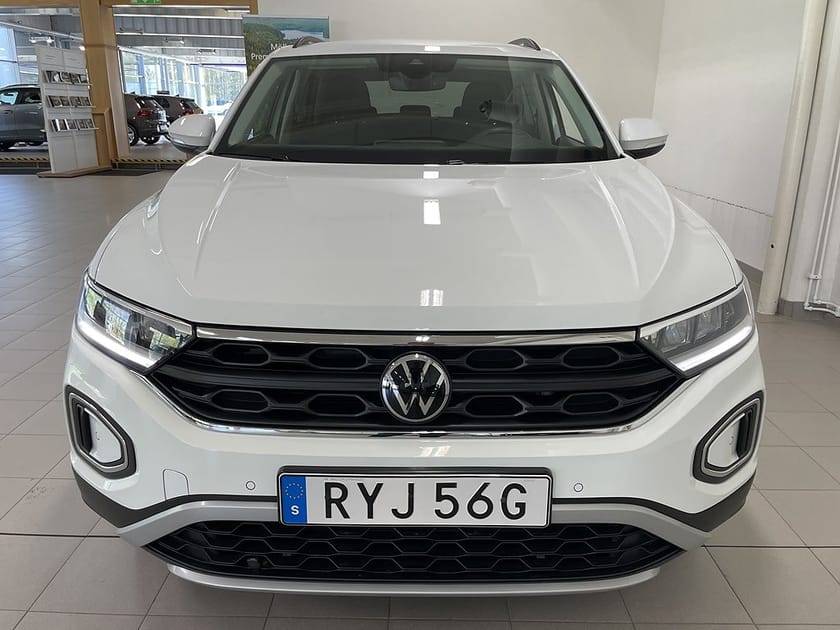 Bild 4 av Volkswagen T-Roc TSI 110Hk | ELMOTORVÄRMARE | 2-ZON |