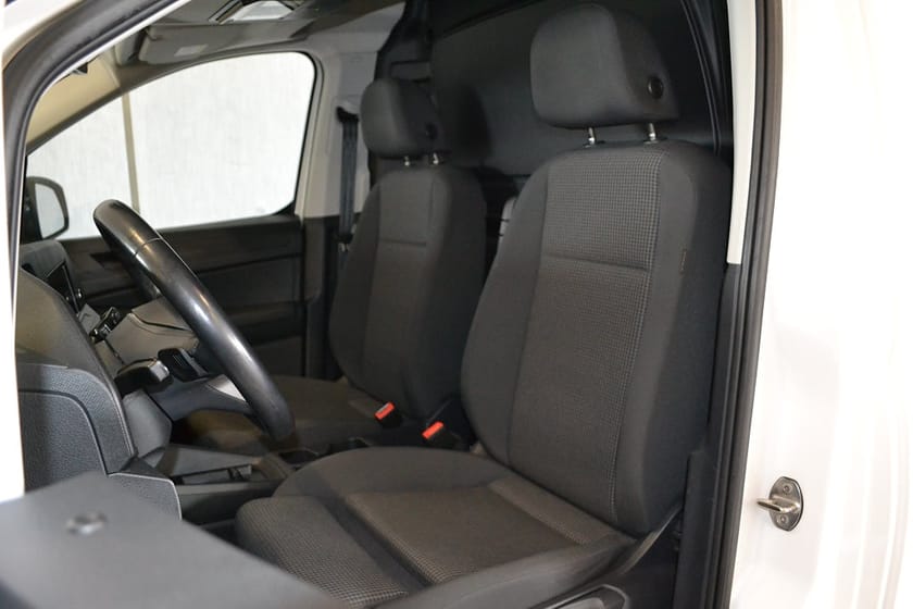 Bild 5 av Volkswagen Caddy Cargo Maxi 2,0TDi 122hk DSG Drag Värmare Carplay