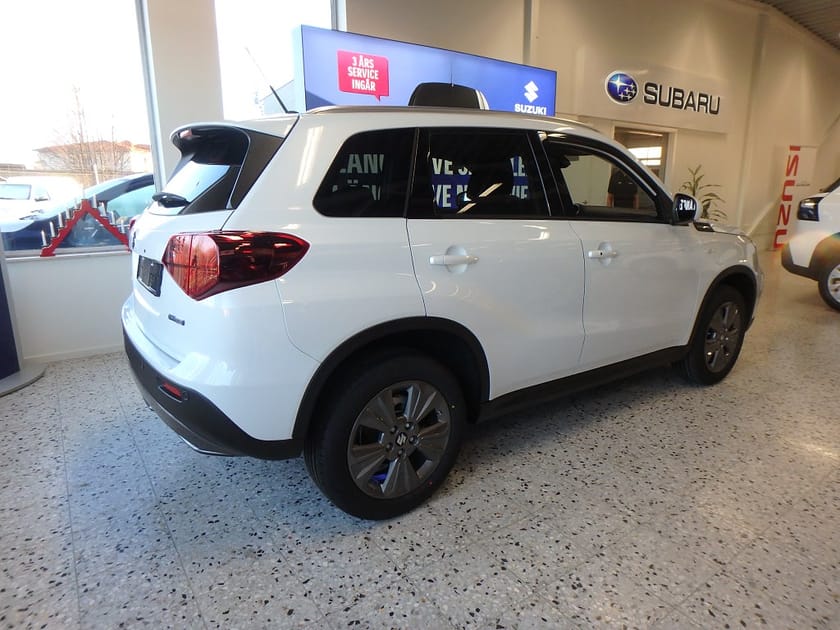 Bild 2 av Suzuki Vitara Hybrid Euro 6 Select 2wd automat